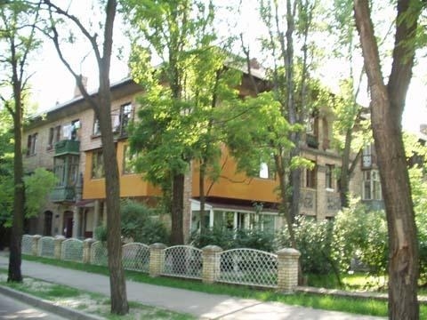 Киев, Екатерины Белокур ул., 8