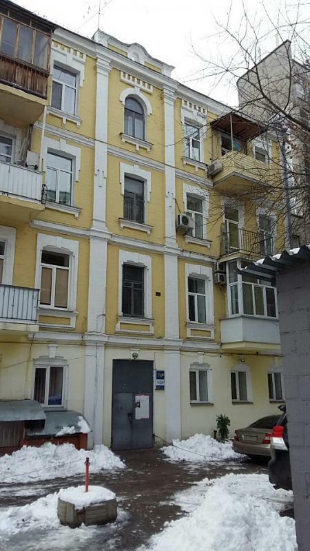 Київ, Велика Васильківська вул., 76