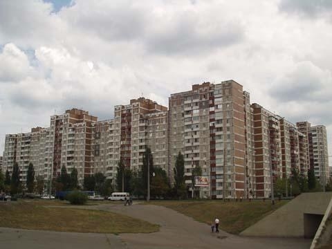 Киев, Сержа Лифаря ул., 6