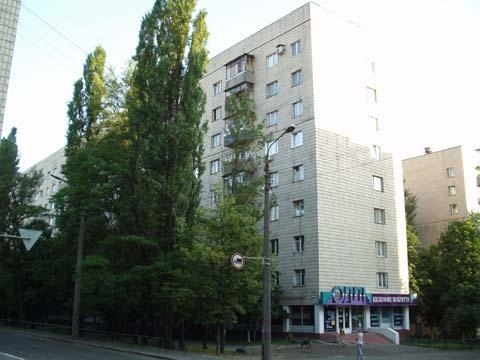 Киев, Василия Тютюнника ул., 56