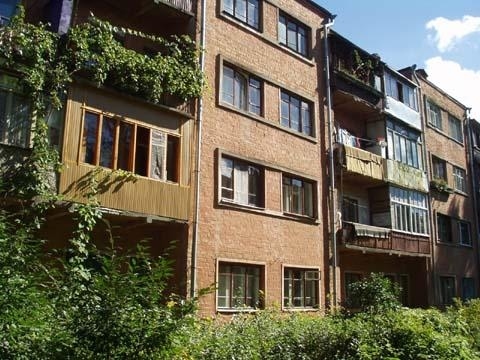 Київ, Артилерійський пров., 5