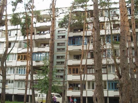 Киев, Бориспольская ул., 39