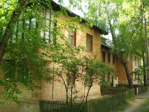 Киев, Бориса Гарина ул., 62