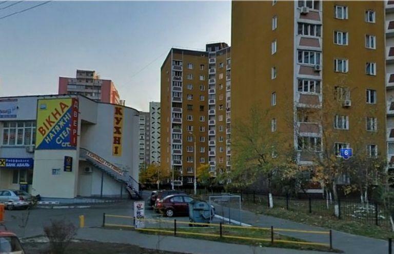 Київ, Бориса Гмирі вул., 3Б