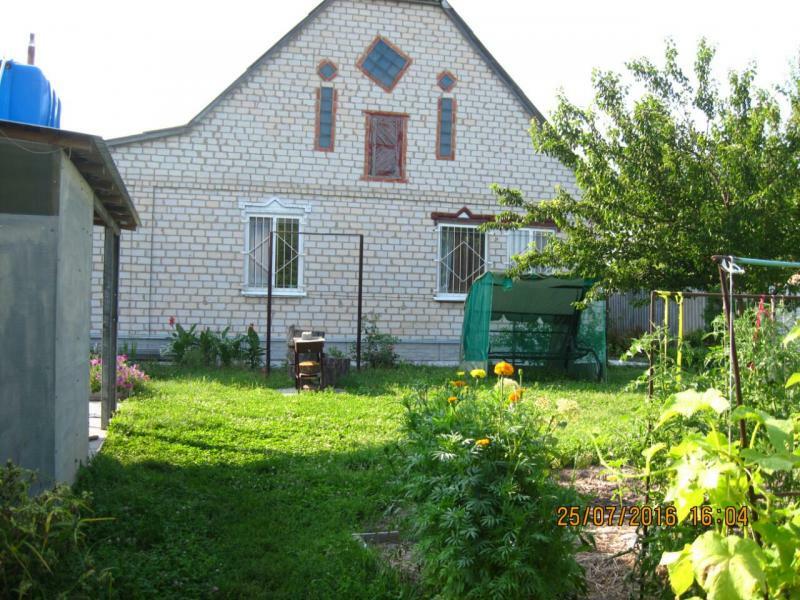 Харківська обл., Харківський район, смт Буди, Железнодорожная вул., 111