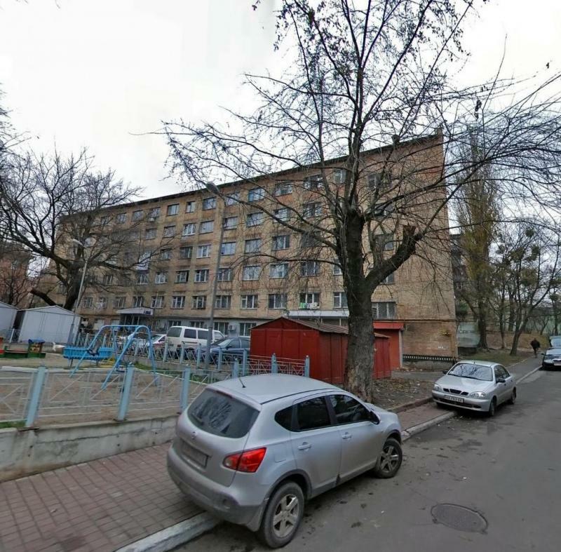 Київ, Провіантська вул., 15