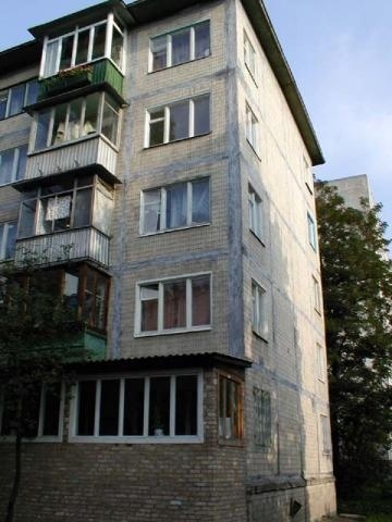 Київ, Гарматна вул., 34