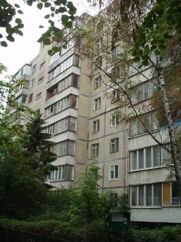Киев, Березняковская ул., 14