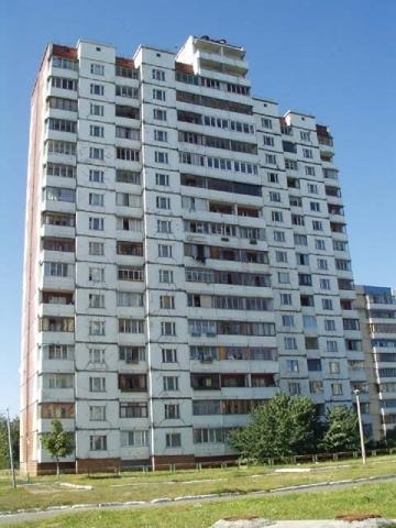 Киев, Бережанская ул., 10