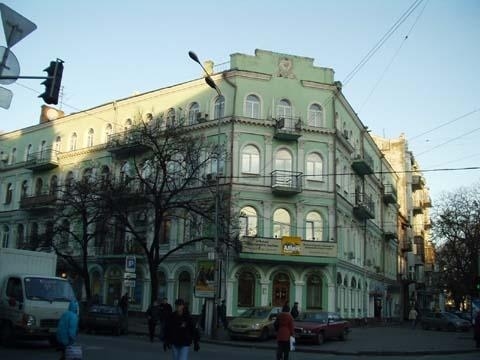 Киев, Владимирская ул., 11