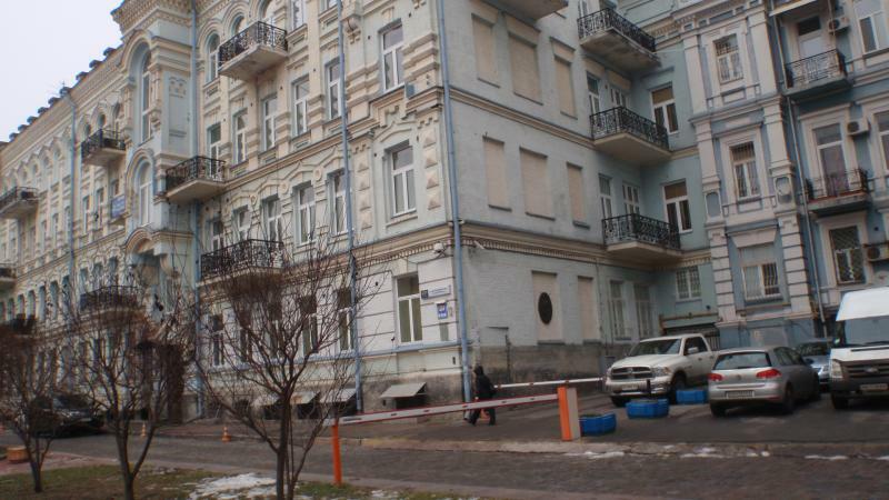 Киев, Владимирская ул., 44