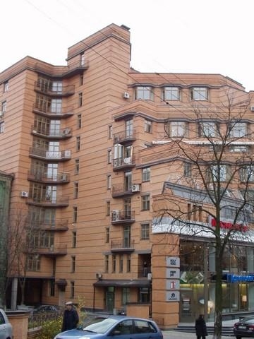 Продажа 5-комнатной квартиры 252 м², Владимирская ул., 79
