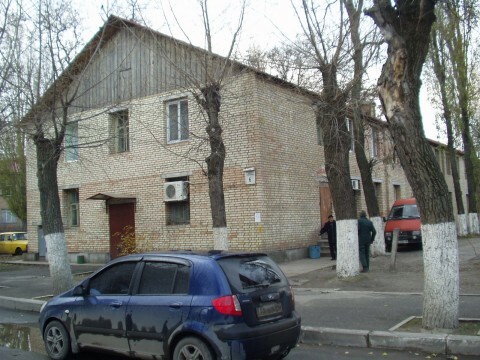 Київ, Баренбойма вул., 6