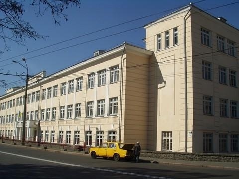 Київ, Бастіонна вул., 7/18