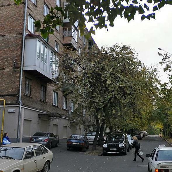 Київ, Академіка Філатова пров., 3/1