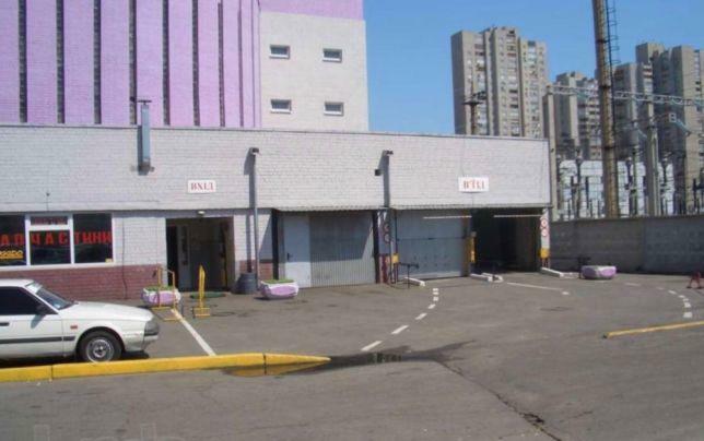 Київ, Олександра Кошиця вул., 1/38