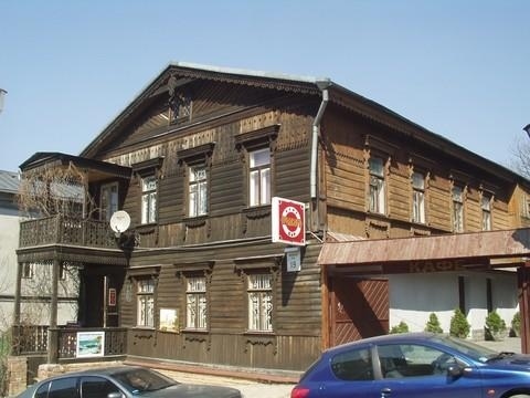 Киев, Андреевский спуск, 19