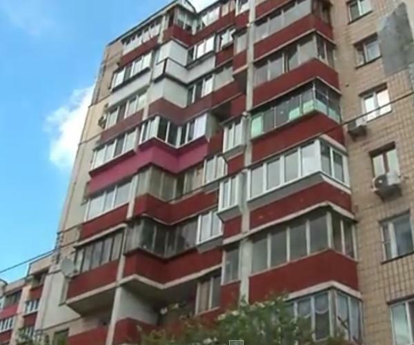 Киев, Сержа Лифаря ул., 16