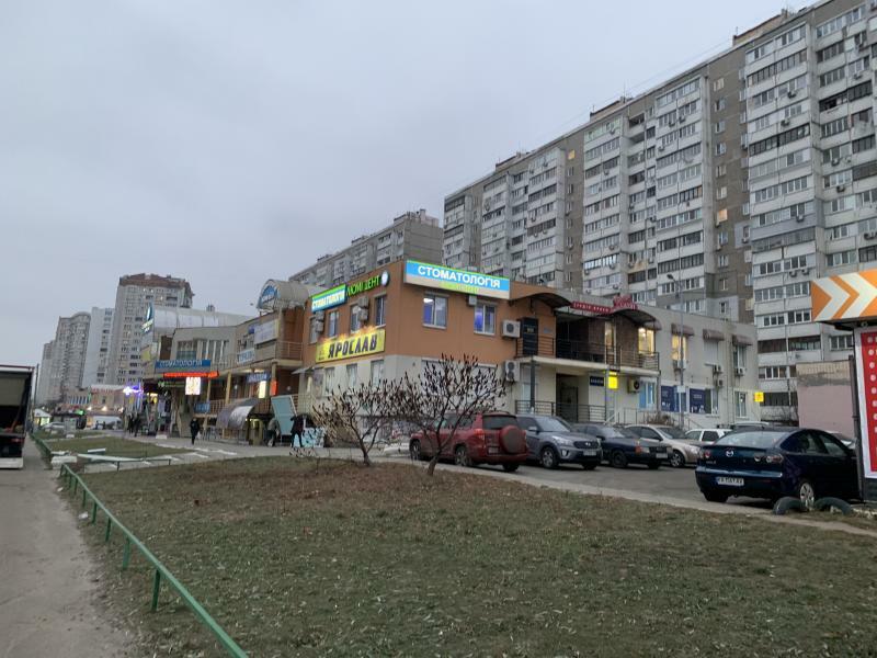 Киев, Анны Ахматовой ул., 14А