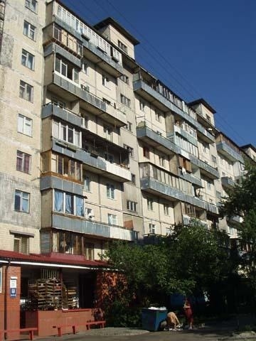 Киев, Академика Курчатова ул., 20