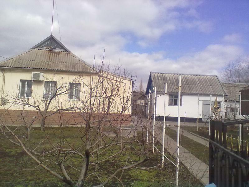 Днепропетровская обл., Криворожский район, г. Кривой рог, Садовая ул., 4