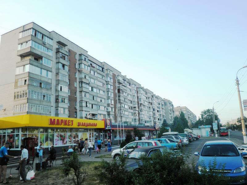Черкаси, Сумгаїтська вул., 24