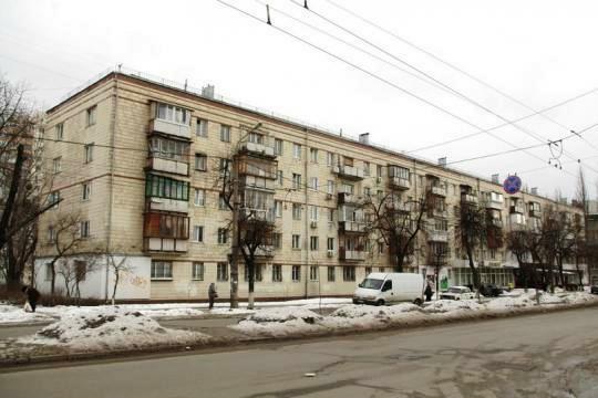 Київ, Вишгородська вул., 52