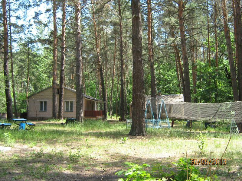 Донецька обл., Слов`янський район, м. Святогірськ, Сосновая вул., 9