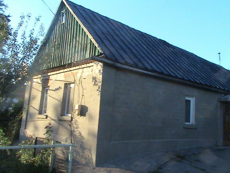 Днепропетровская обл., Днепровский район, с. Новоалександровка, Днепропетровская ул., 111