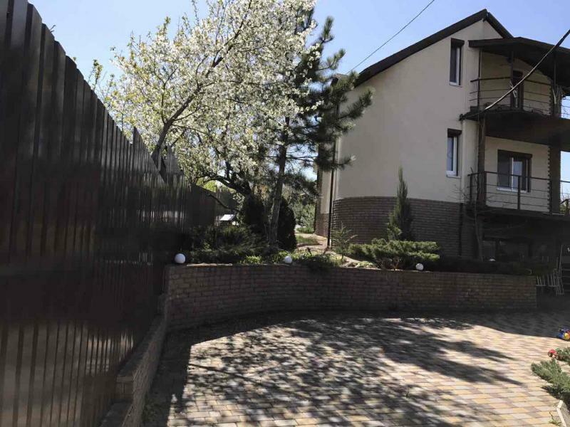 Днепропетровская обл., Днепровский район, с. Ракшевка, Вишнёвая ул., 89