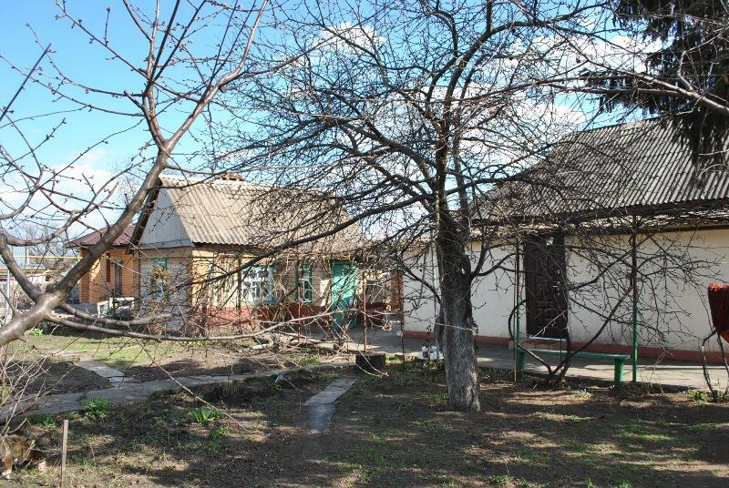 Днепропетровская обл., Криворожский район, г. Кривой рог, Полесская ул., 38