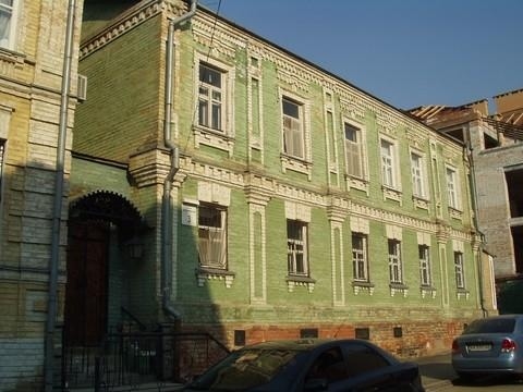 Київ, Воздвиженська вул., 3