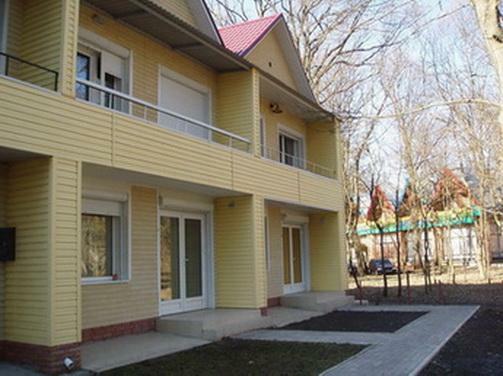 Днепропетровская обл., г. Новомосковск, Ленина ул., 325