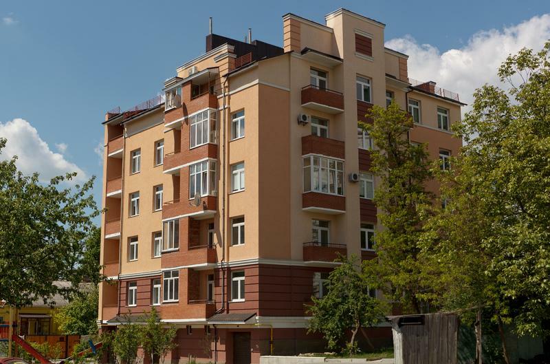 Ровно, Школьная ул., 69