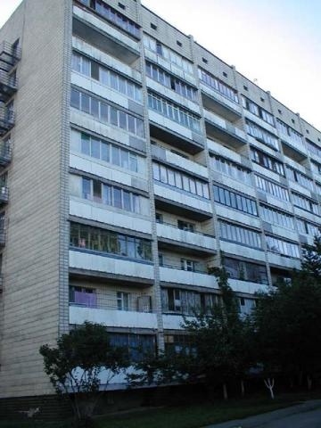 Київ, Перемоги просп., 93А