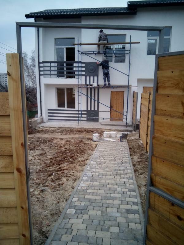 Харків, Жилярди вул., 70