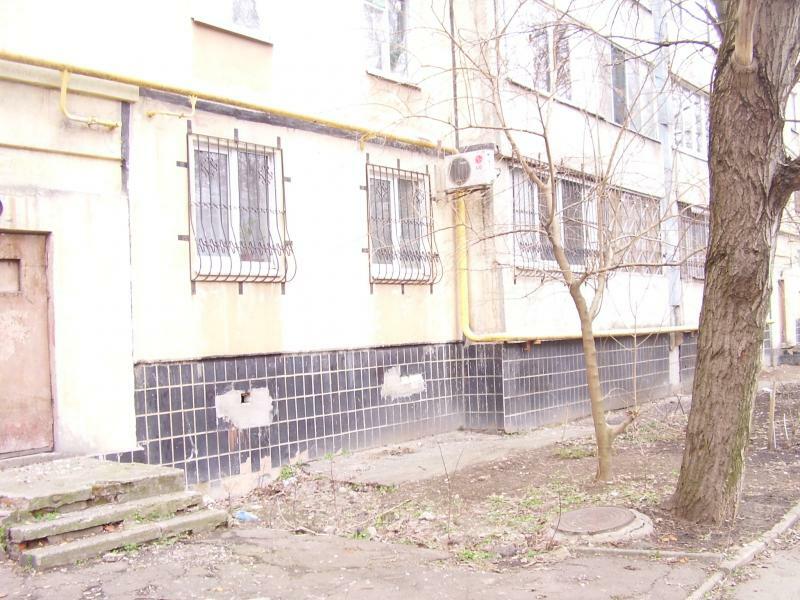 Донецк, Челюскинцев ул., 121