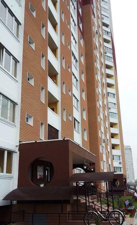 Оренда 2-кімнатної квартири 76 м², Здолбунівська вул., 13