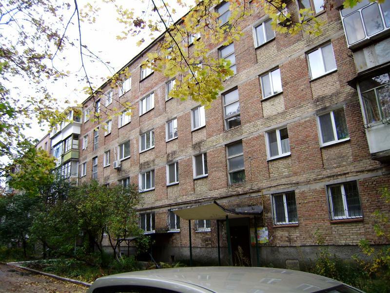 Київська обл., Вишгородський район, м. Вишгород, Богдана  Хмельницького вул., 6