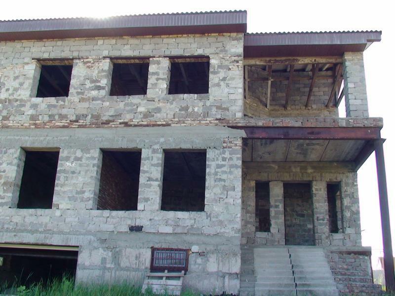 Днепропетровская обл., Днепровский район, г. Подгородное, Радужная ул., 1