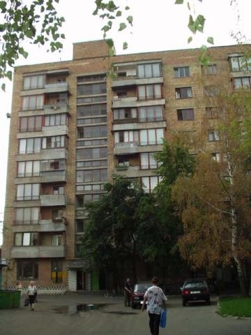 Киев, Вересневая ул., 12А