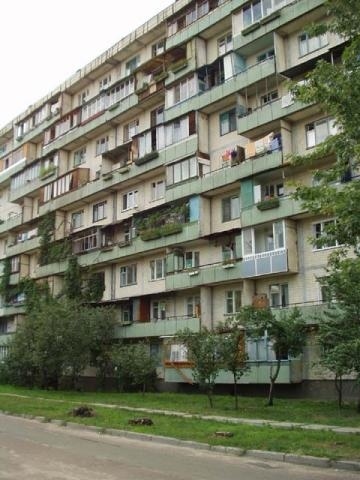 Продаж 3-кімнатної квартири 66 м², Вереснева вул., 18/20