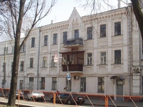 Киев, Верхний Вал ул., 34/13