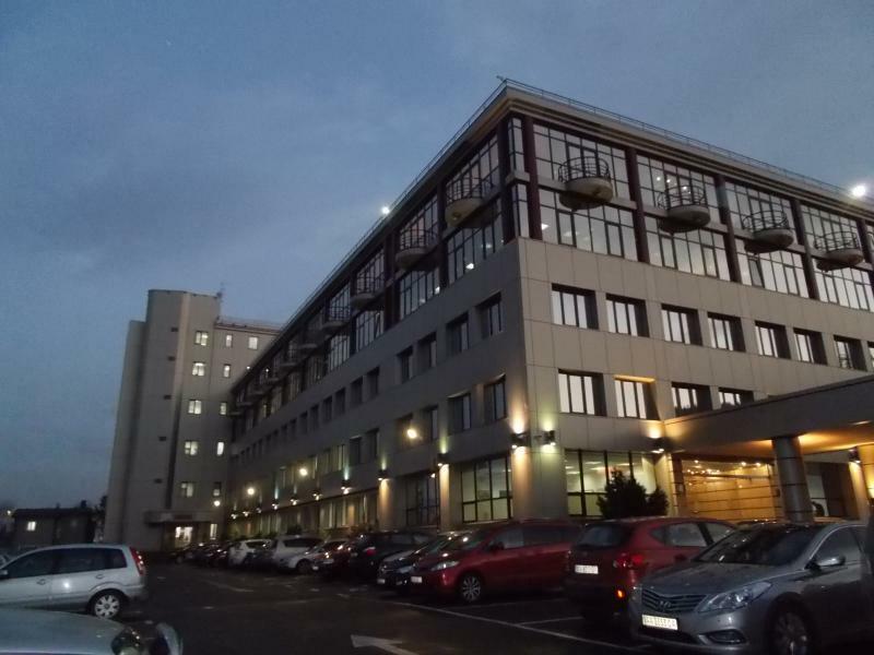 Київ, Верхній Вал вул., 72