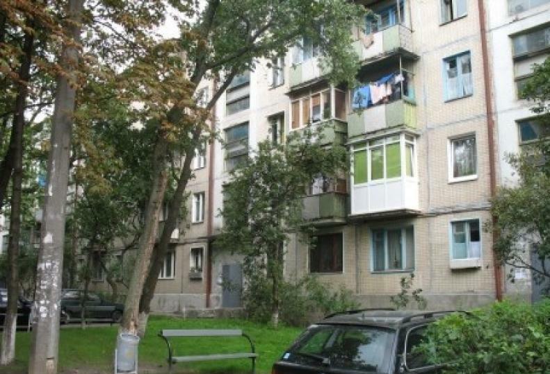 Киев, Щусева ул., 8