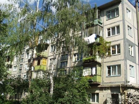 Київ, Анатолія Солов'яненко вул., 7