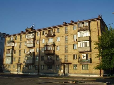 Киев, Александра Копыленко ул., 3