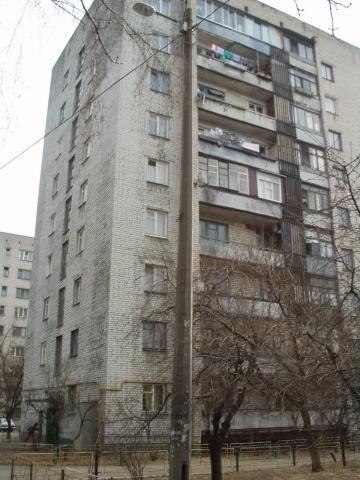 Київ, Олександра Попова вул., 8