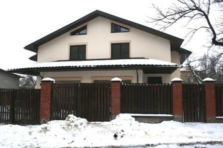 Київ, Олександра Бестужева вул., 37