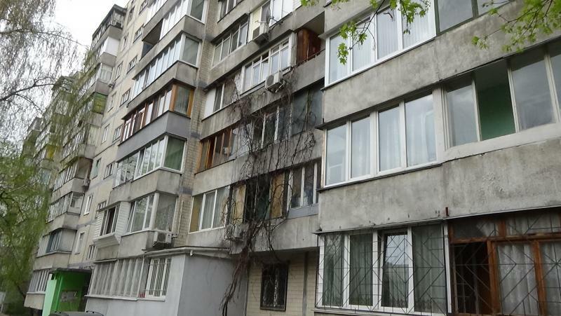Киев, Александра Пироговского ул., 3